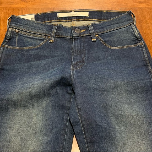 NWT Ladies Wrangler Corynn Jeans - Picture 9 of 15